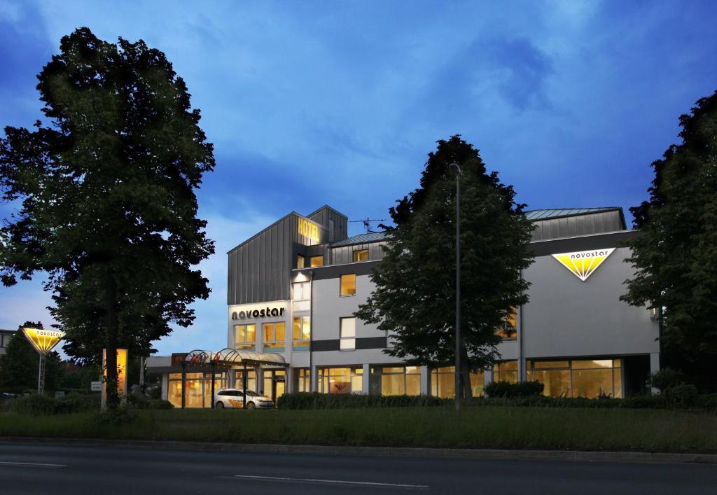 Hotel Novostar Gottingen Ngoại thất bức ảnh