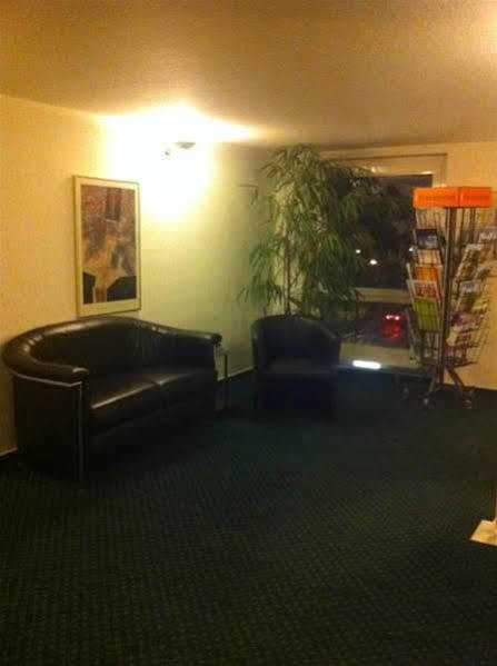 Hotel Novostar Gottingen Ngoại thất bức ảnh