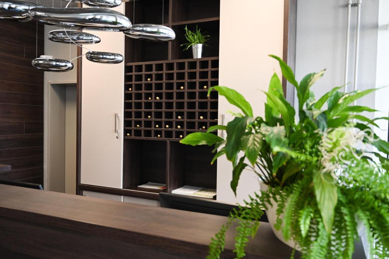 Hotel Novostar Gottingen Ngoại thất bức ảnh